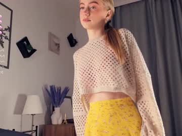 girl
        kateharrise cam image #2305826