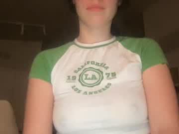 girl
        lovelyylamb cam image #1162683