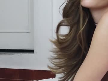girl
        baby_sammyy cam image #4571273