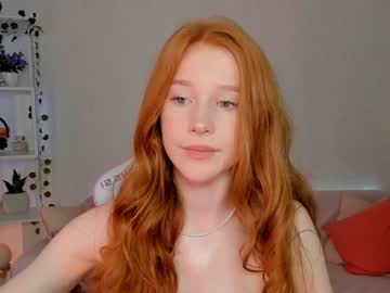 girl
        madeline_jackson cam image #2233769