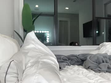 girl
        sarahmariee cam image #3610331