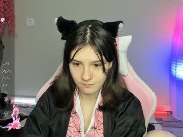 girl
        raiden_maid cam image #4978773