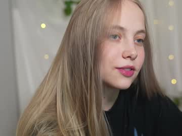 girl
        appr0ved cam image #5747592