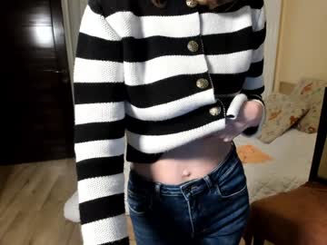 girl
        its_time4 cam image #6527514