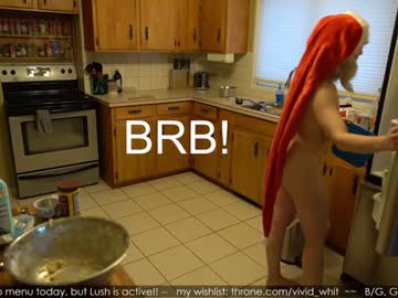 girl
        vivid_whit cam image #5757072