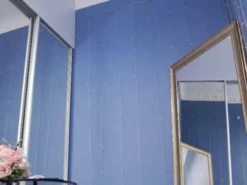 girl
        kriskras__ cam image #6932297