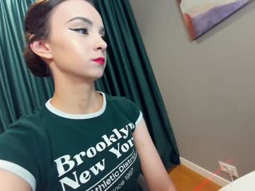girl
        ehotlovea cam image #6785485