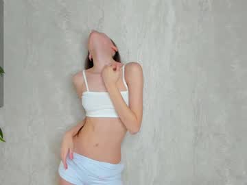 girl
        cutie_ghostie cam image #3628909