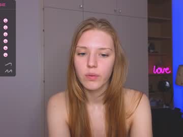 girl
        hichatur cam image #2808855