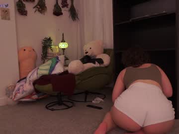 girl
        evelynpiers cam image #694765