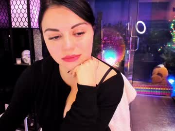 girl
        alma_pearl cam image #5912761