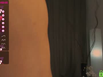 couple
        naiamo cam image #211292