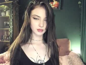 girl
        bmwm5f90 cam image #6232172
