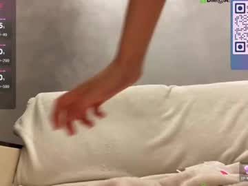 girl
        _lamaria_x cam image #4930569