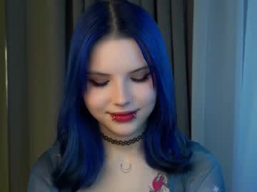 girl
        merciabawden cam image #6760100