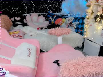 girl
        littleflufflepuff cam image #480316
