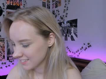 girl
        darleneferran cam image #5040450