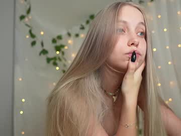 girl
        appr0ved cam image #5446315
