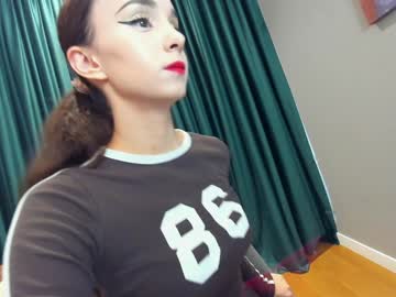 girl
        ehotlovea cam image #6779127
