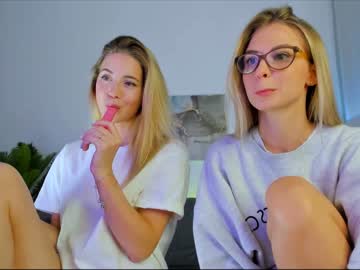 girl
        emmi_rosee cam image #7919