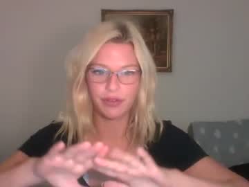 girl
        minxiemillie cam image #3054208