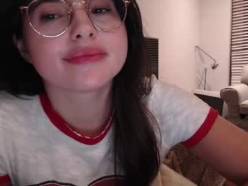 girl
        playnofuckinggames cam image #6893039