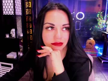 girl
        alma_pearl cam image #4079436