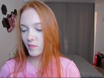 girl
        mollybellx cam image #2196640