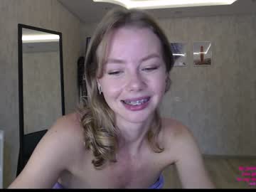 couple
        elli_harmon cam image #2301116