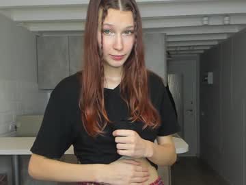 girl
        _calipso cam image #2546250