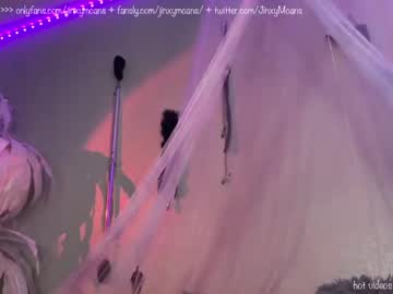 couple
        jinxy_moans cam image #3107158