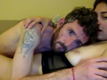 couple
        fennelchill cam image #4033742