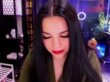girl
        alma_pearl cam image #4072215
