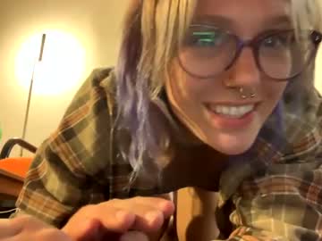 girl
        jolenedicki cam image #2290196