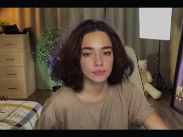 girl
        ella_flar_ cam image #455365
