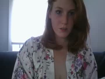 couple
        gingersnaplovexo cam image #2696029