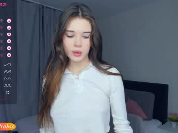 girl
        minnietammy cam image #3384890