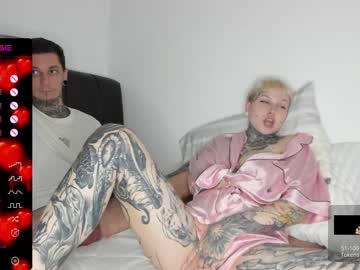 couple
        max69alexa cam image #3196401