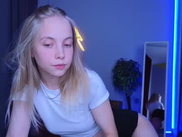 girl
        appr0ved cam image #719331