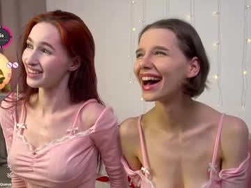 girl
        happynewdear cam image #6907533