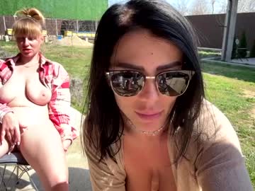 girl
        2whitediamonds cam image #6393087