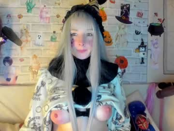 girl
        picaaachu cam image #110969