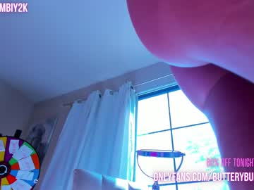 girl
        butterybubblebutt cam image #2092985