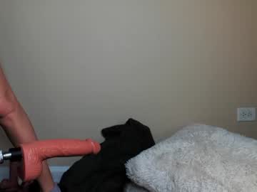 girl
        lily_brooke cam image #2835921