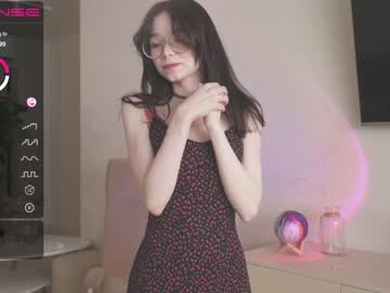 girl
        oki_dokie cam image #2155766