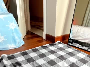 girl
        mazeekiin cam image #5720859