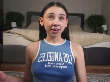girl
        zarascarlett cam image #5684802