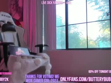 girl
        butterybubblebutt cam image #1801615