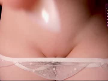 girl
        _witch__ cam image #6976249