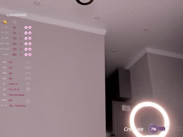 girl
        hee_jeen cam image #3314040